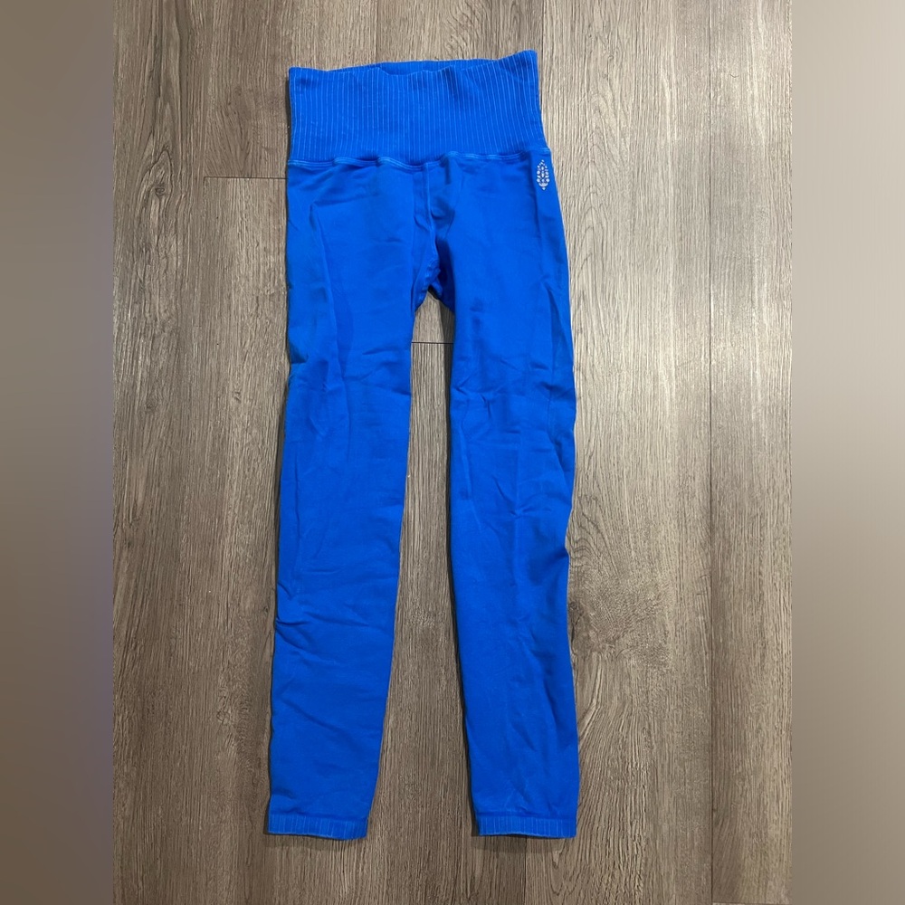 free people high rise 7/8 length good karma leggings - blue